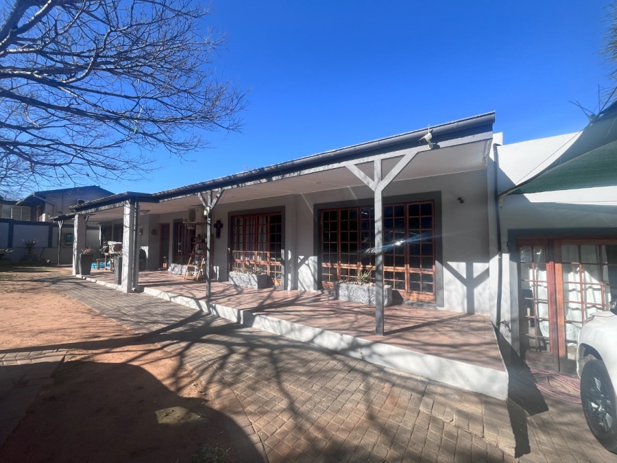 4 Bedroom Property for Sale in Westdene Free State